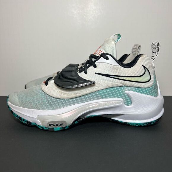 Unisex NIKE Zoom Freak 3 Clear Emerald Athletic Shoes / Size 6.5 Mens - 8 Womens - Picture 6 of 9
